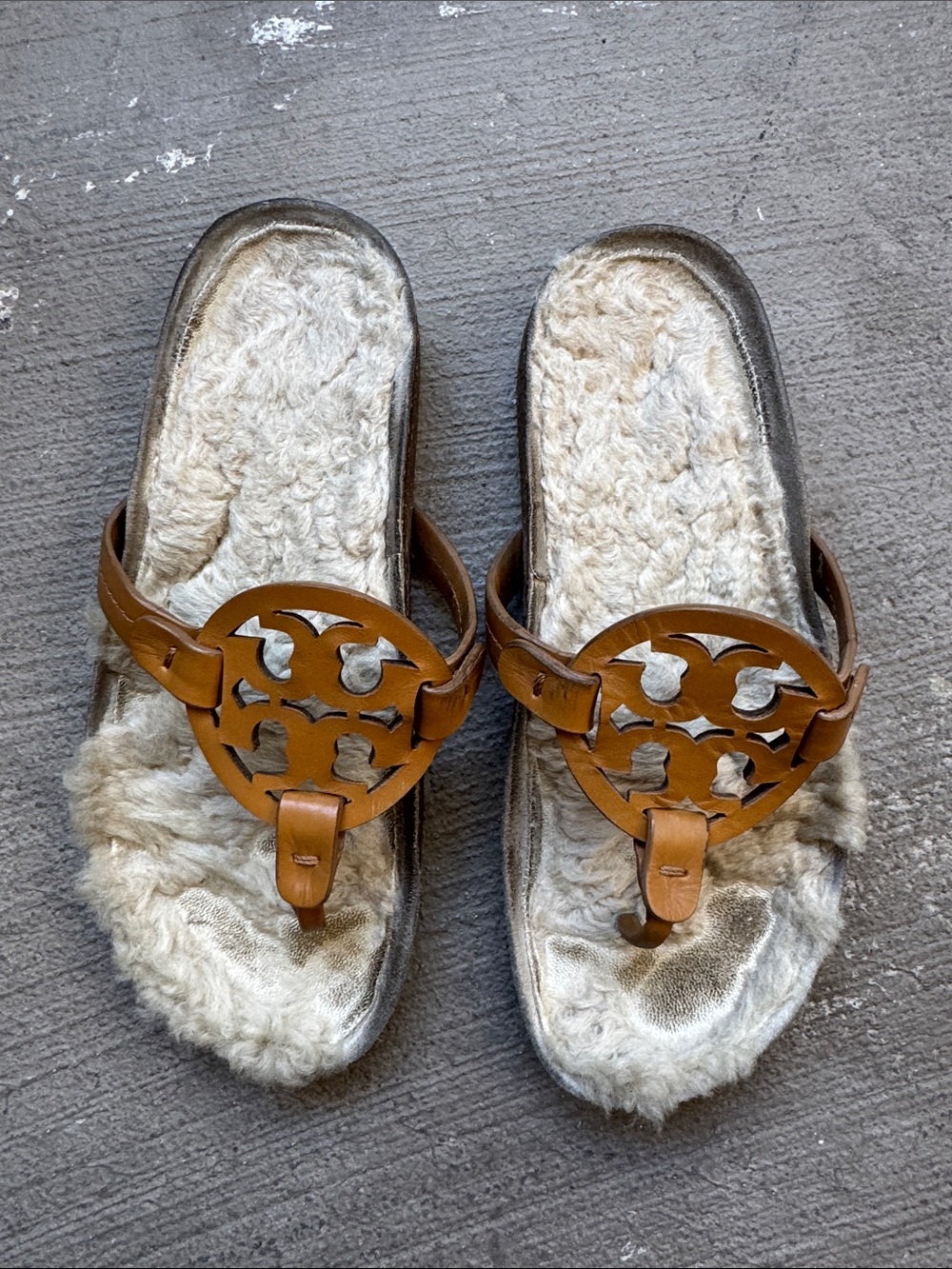 Tory Burch Tan Leather Cutout Medallion Shearling Sandals